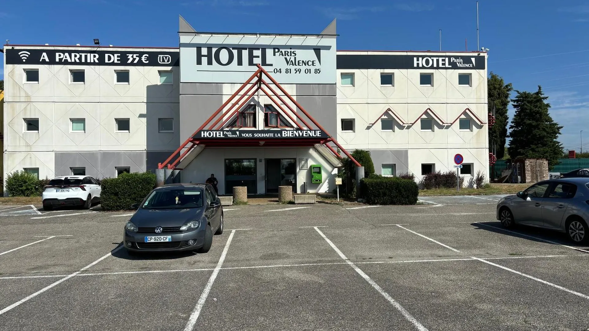 Hotel Paris Valence location
